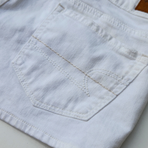 American Eagle Outfitters Women's Shorts in White - Stretch Material - Size 12 - Picture 7 of 10